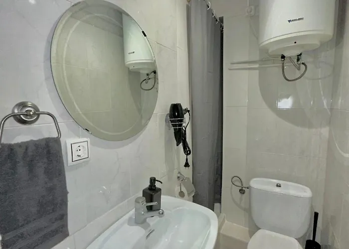 Leon House Apartamento شقة برشلونة